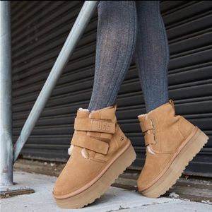 Ugg Neumel women sz 8 excellent